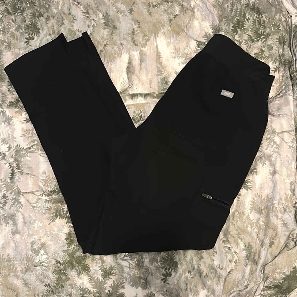 FIGS High Waisted Yola Skinny Scrub Pants
